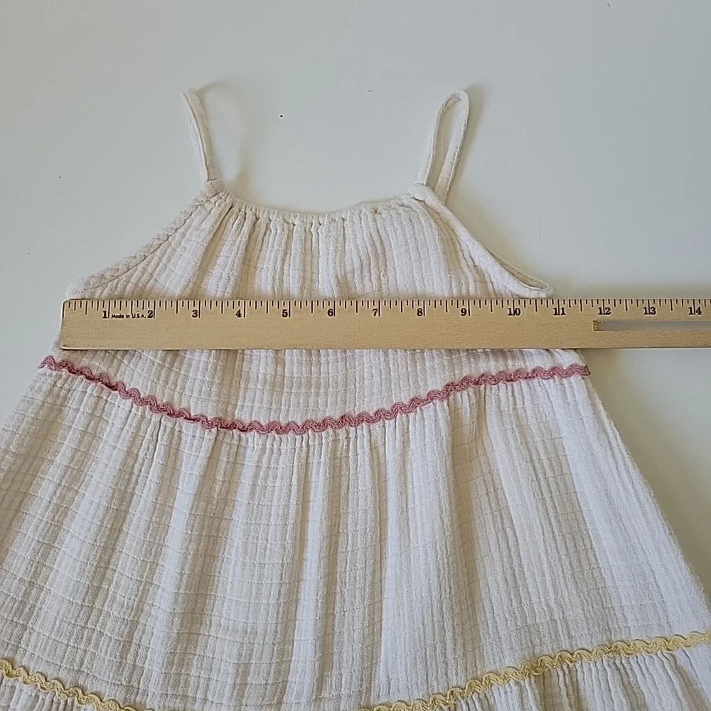 Old Navy features spaghetti